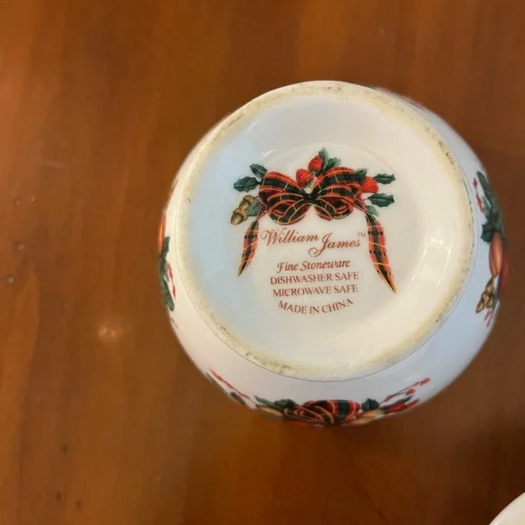 William James strawberry‎ sugar bowl - Picture 3 of 5